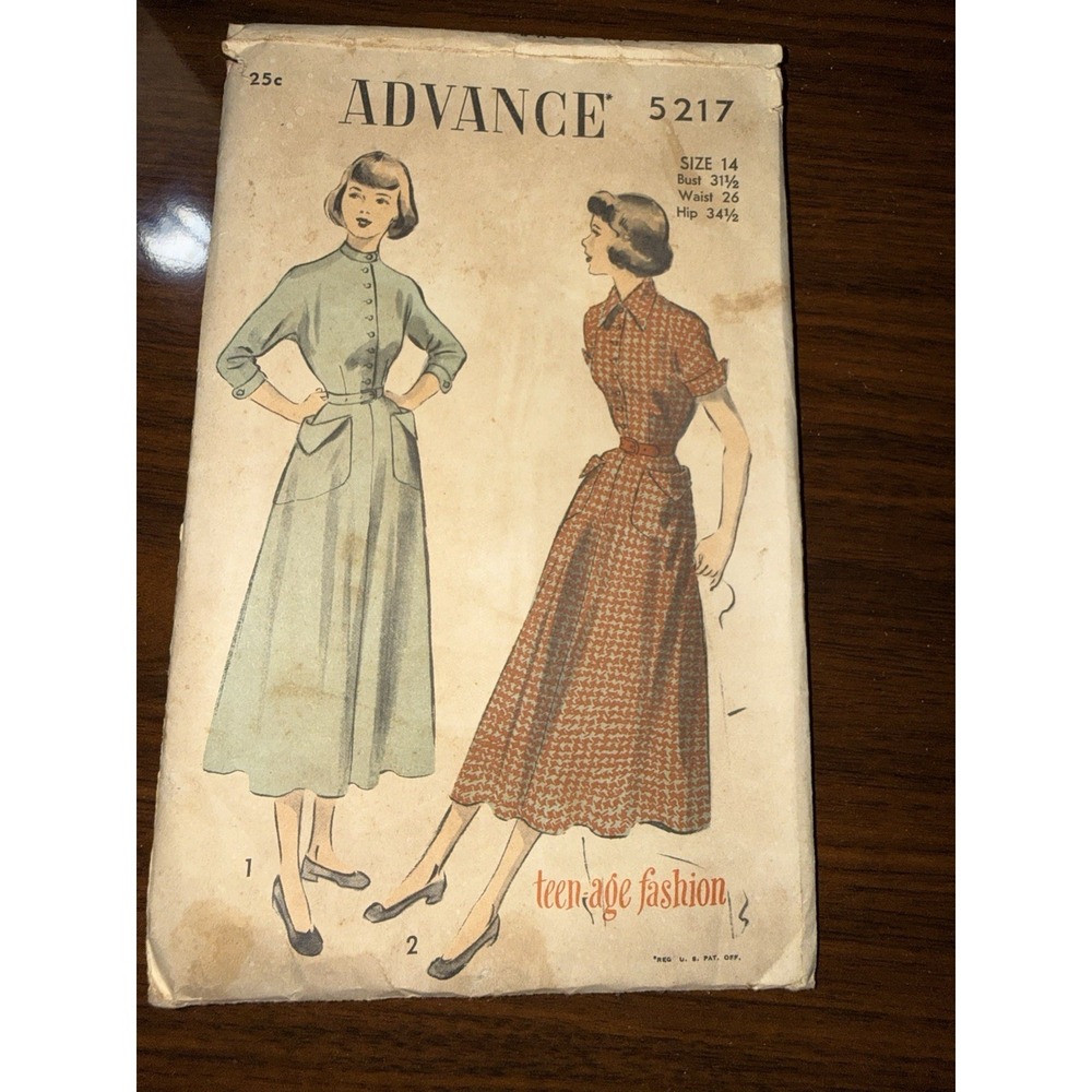 vintage 1949 Advance 5217 teenage fashion dress sewing pattern